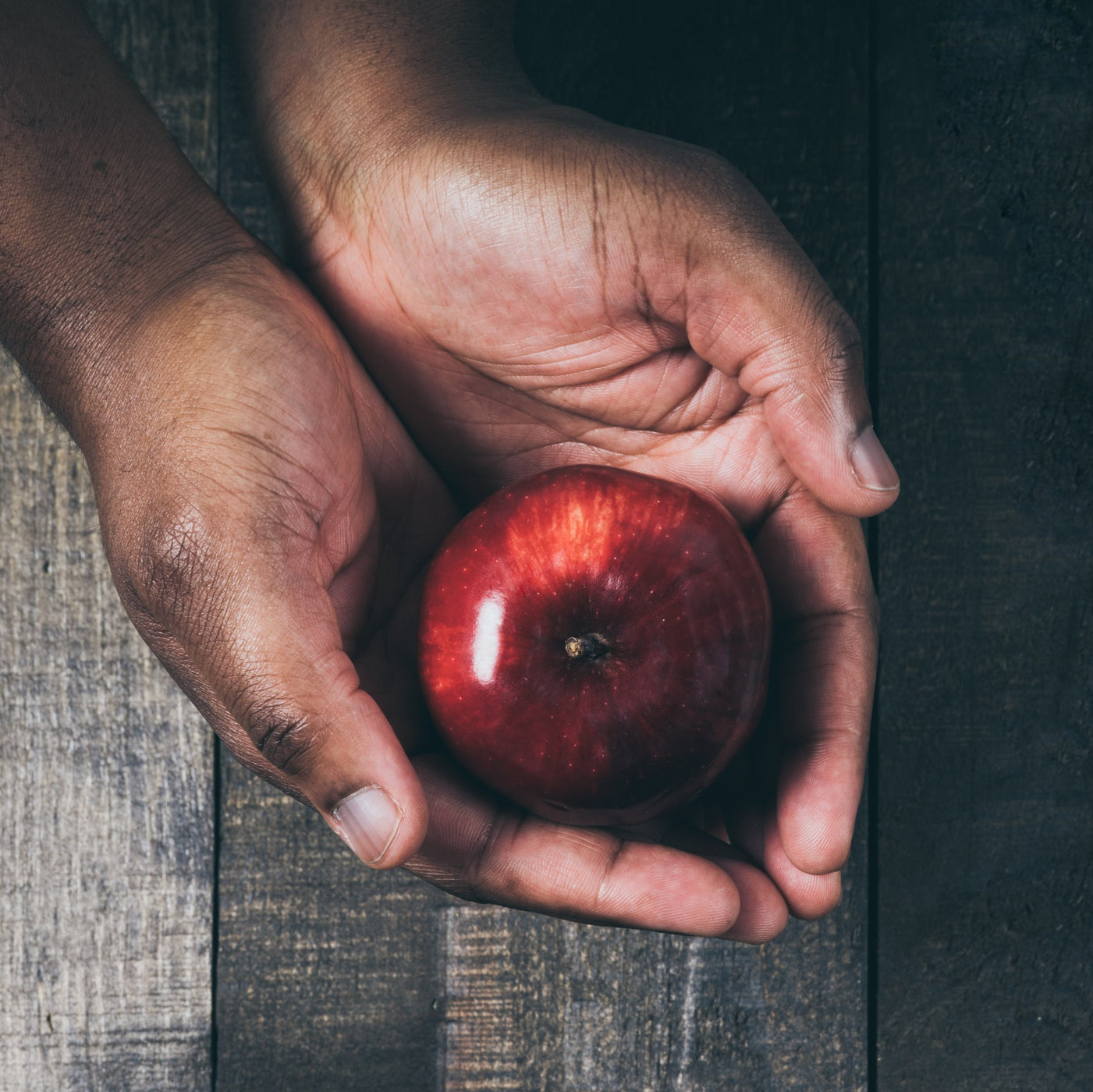 Fragrance Oil Mahogany Apple (BBW Dupe) — Windy Point Soap Making